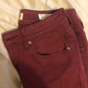 Bullhead maroon high waisted